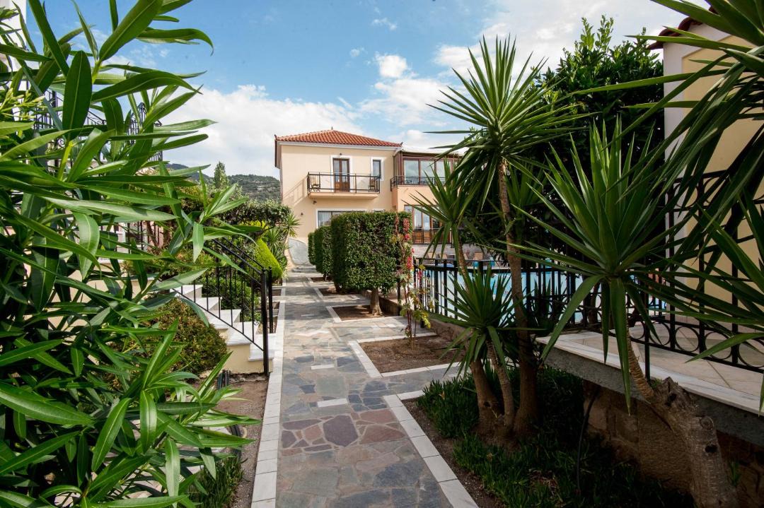 Photo of Others in Anaxos