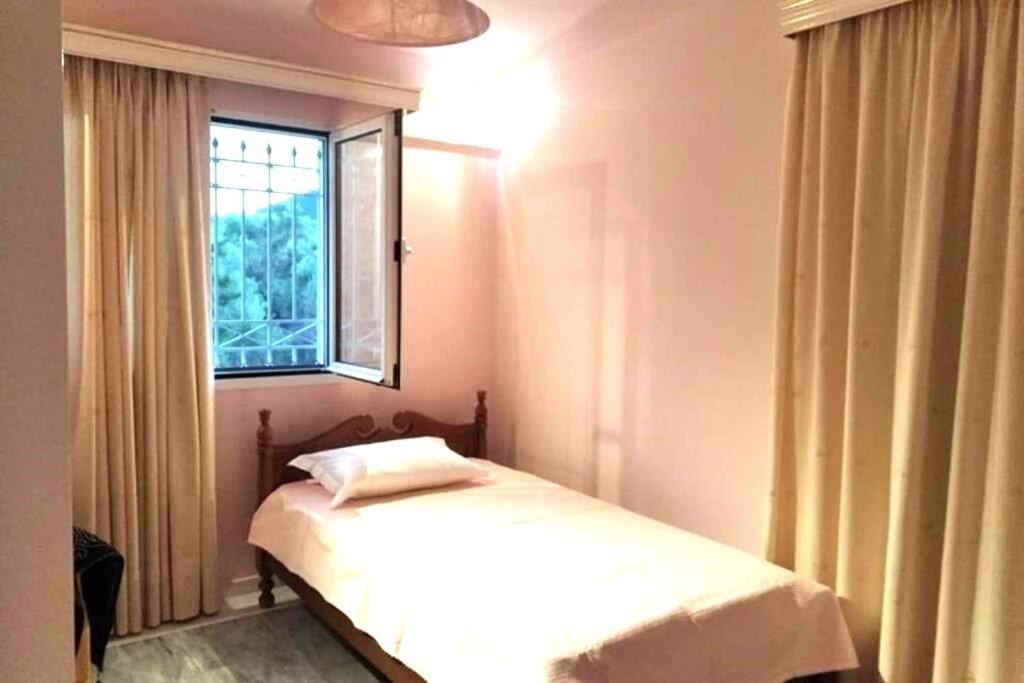Photo of Bedroom in Chalcis