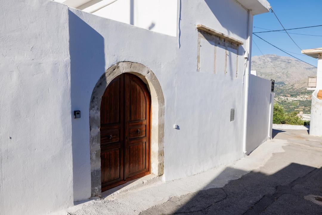 Photo of Others in Fourfouras