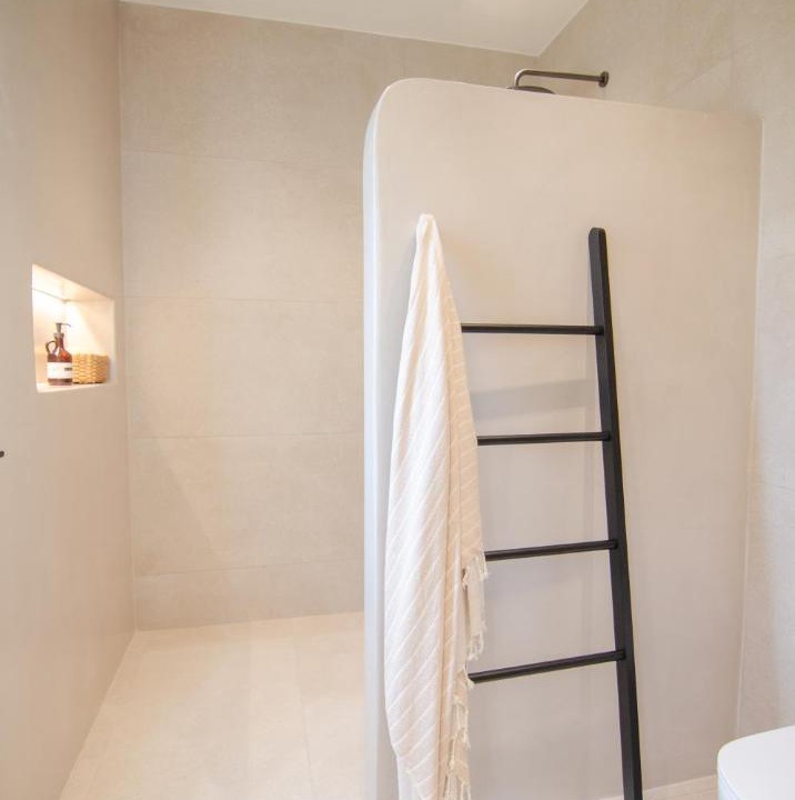 Photo of Bathroom in Ios Town