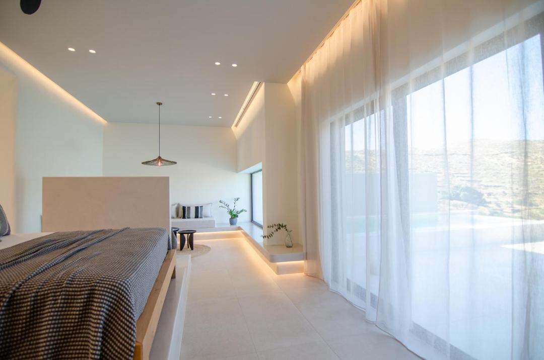 Photo of Bedroom in Ios Town