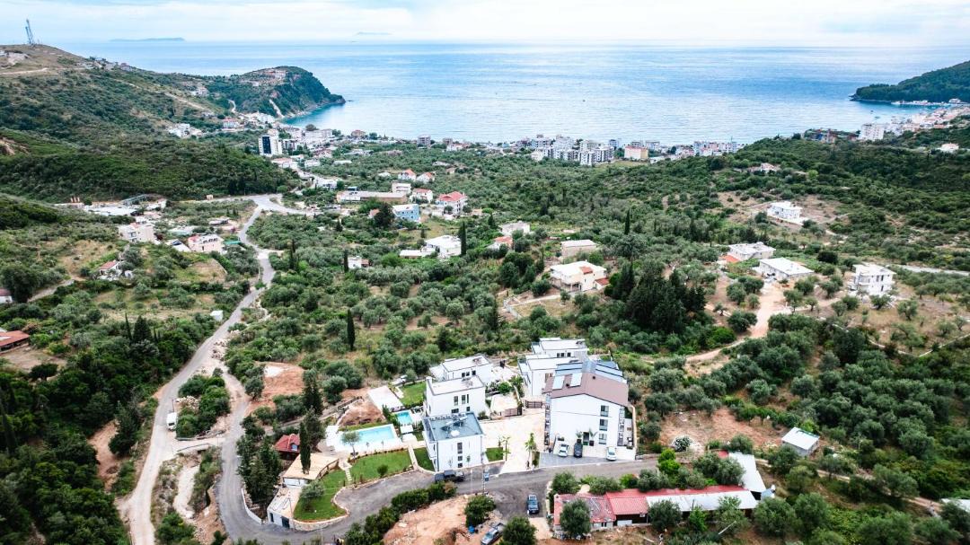 Photo of Others in Himare