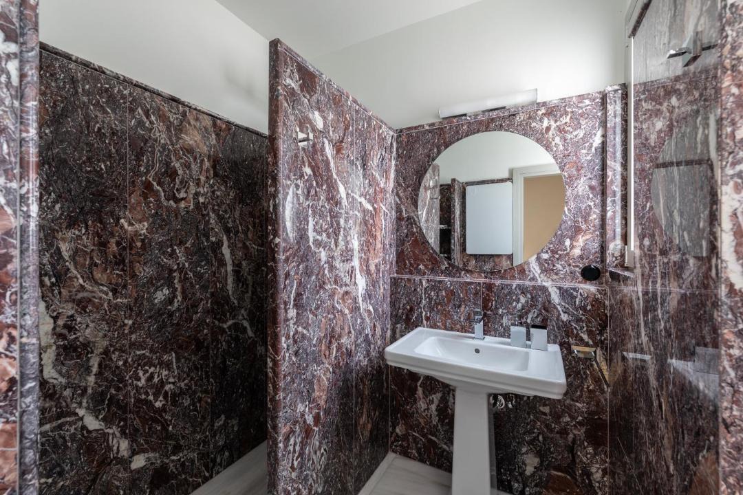 Photo of Bathroom in Mousio