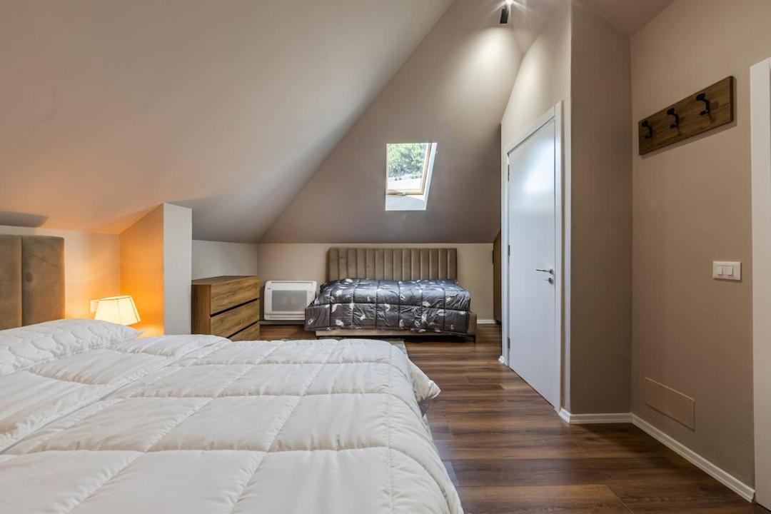 Photo of Bedroom in Korce