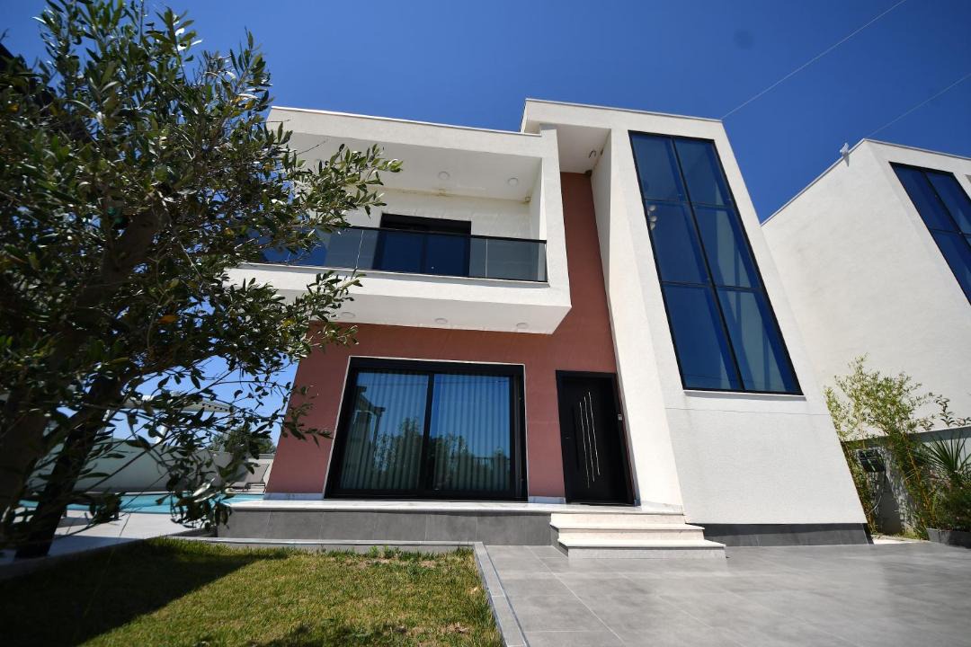 Photo of Others in Ishem