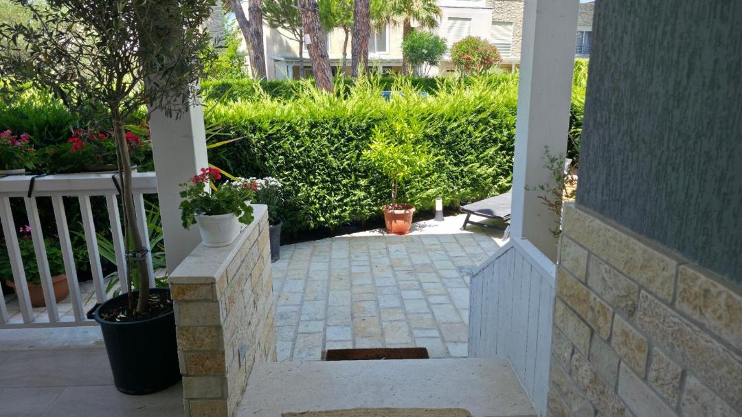 Photo of Patio Balcony in Ishem