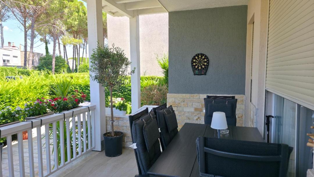 Photo of Patio Balcony in Ishem