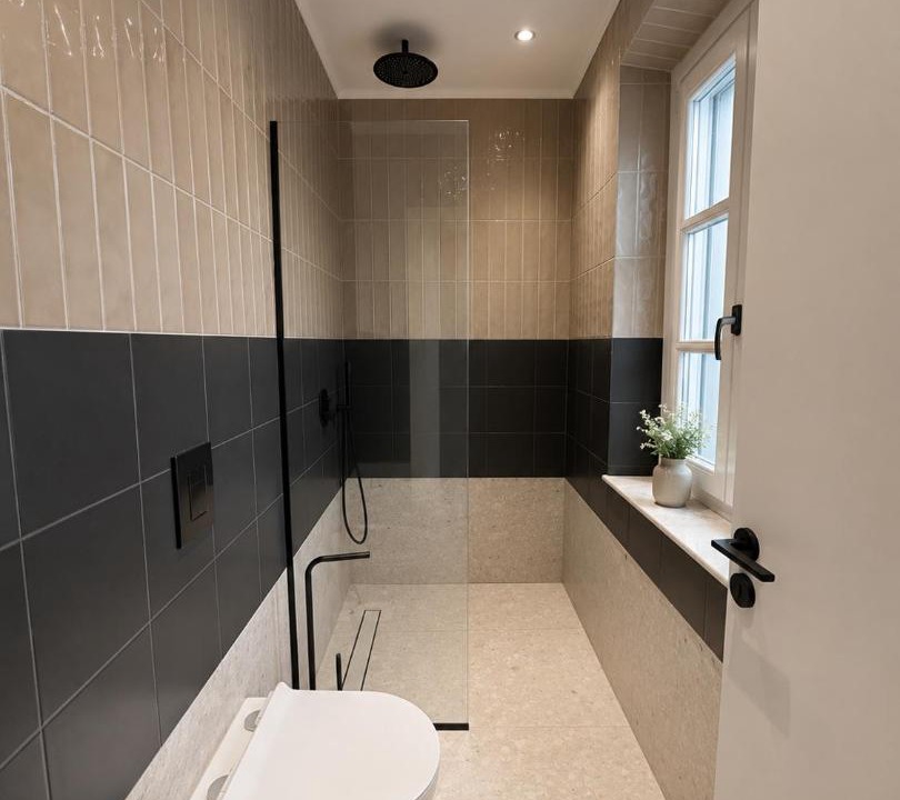 Photo of Bathroom in Petaloudes