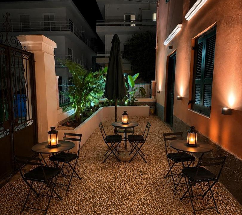 Photo of Patio Balcony in Petaloudes