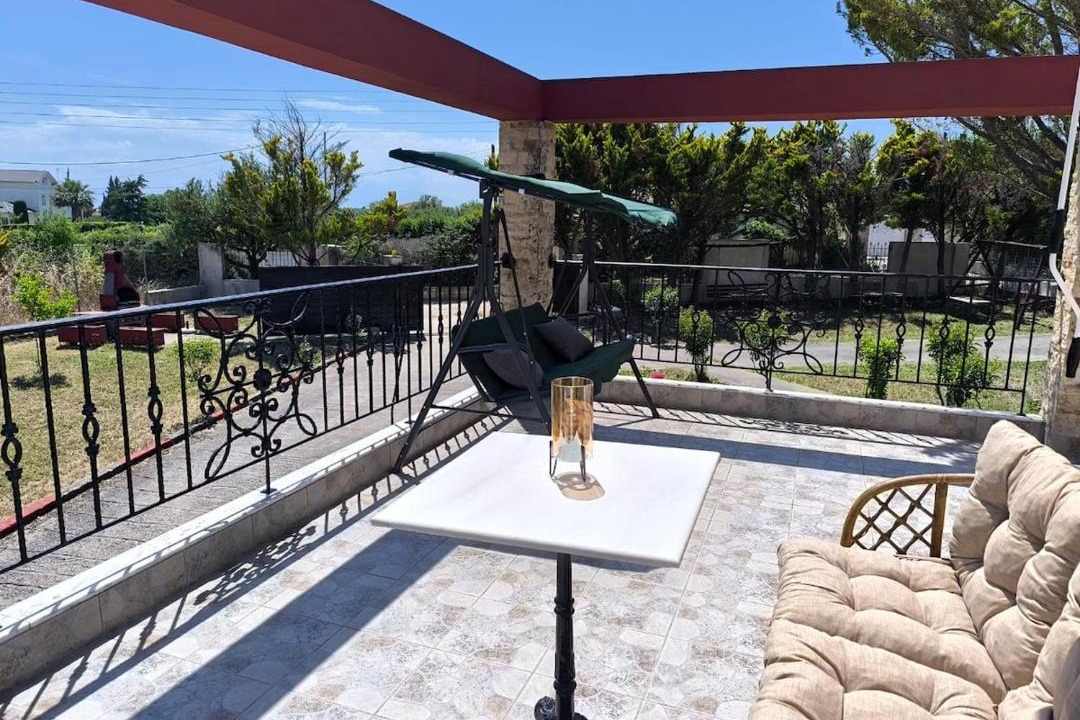 Photo of Patio Balcony in Thermaikos