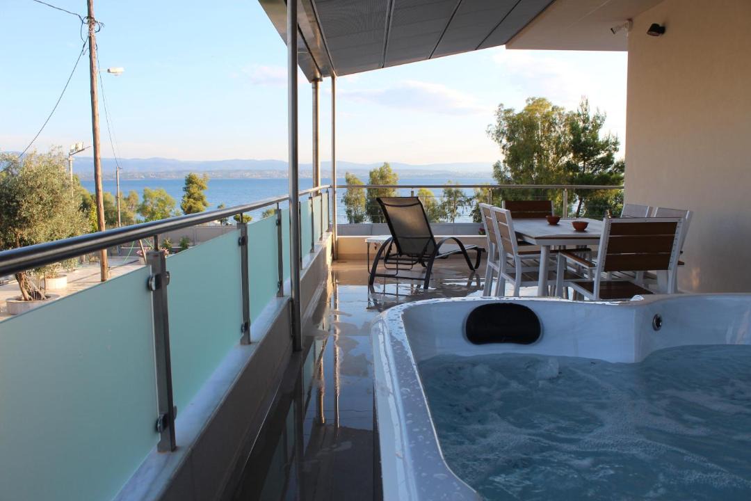 Photo of Patio Balcony in Eretria