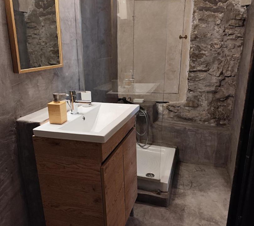 Photo of Bathroom in Mouresi