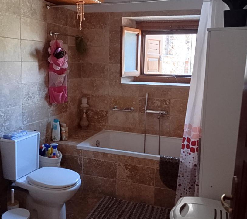 Photo of Bathroom in Chrisochorafa