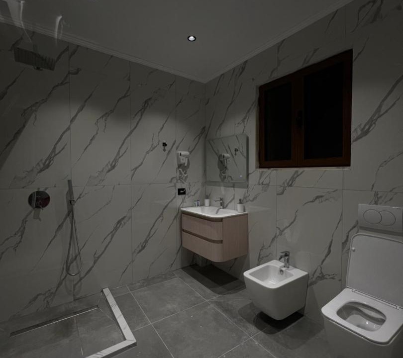 Photo of Bathroom in Qerek