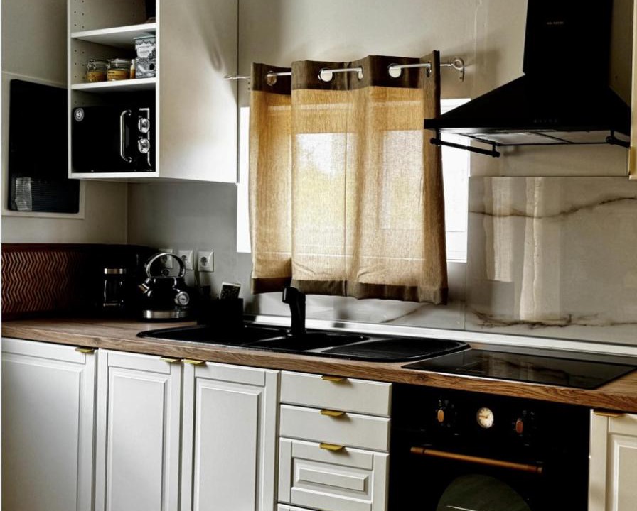 Photo of Kitchen in Marmaroto