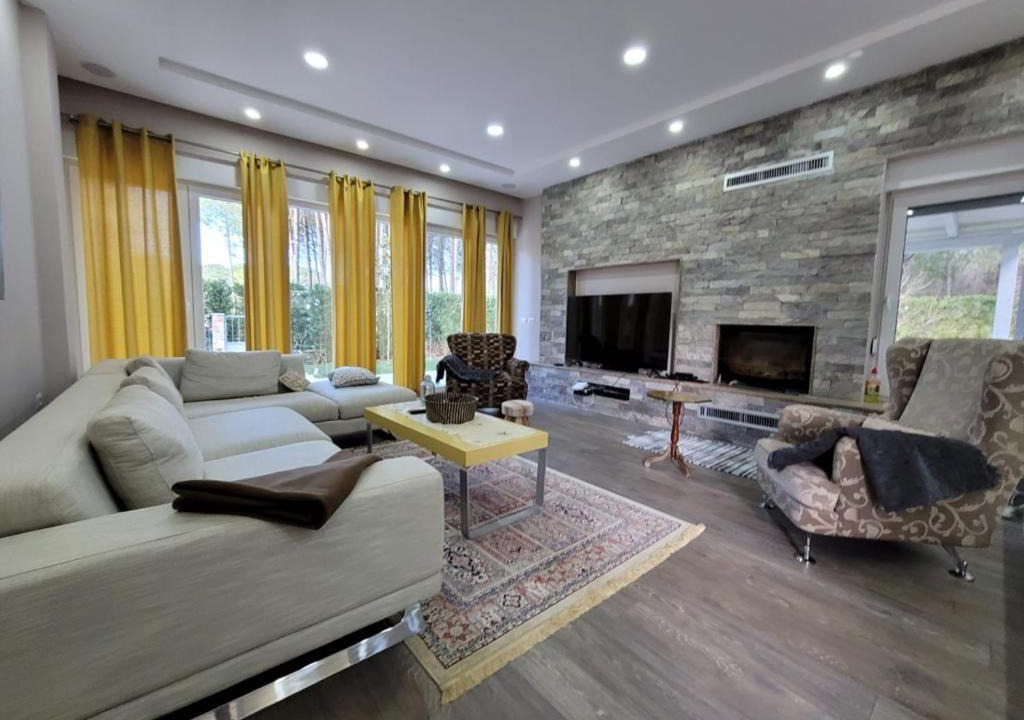 Photo of Livingroom in Ishem