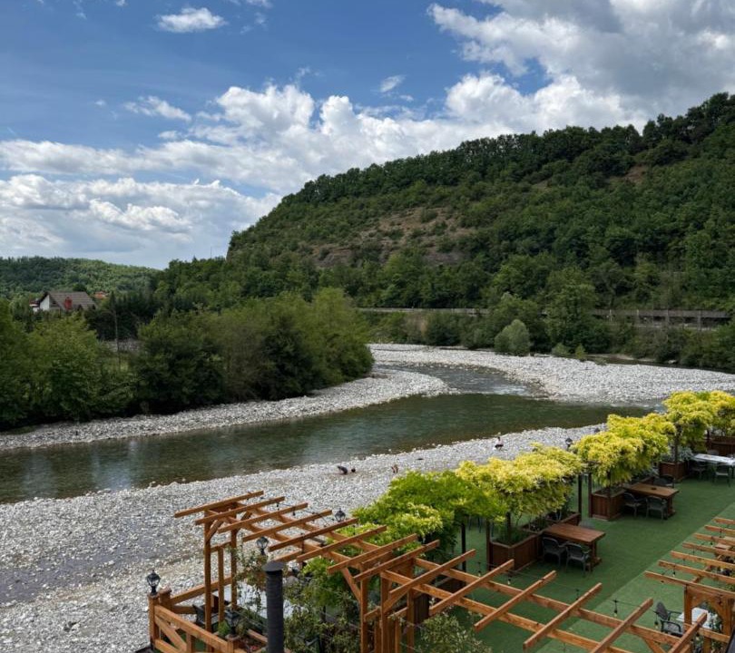 Photo of Others in Sakës