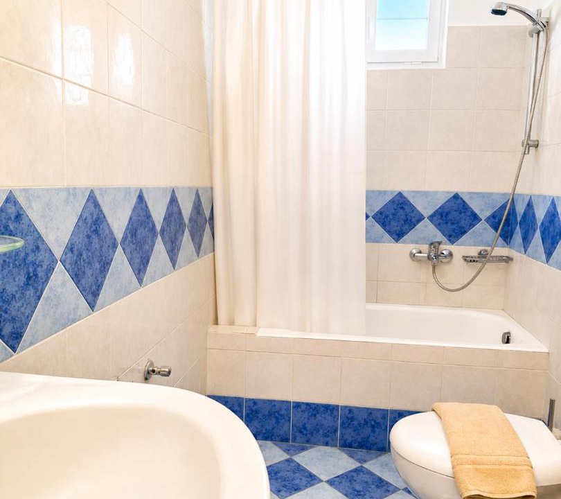 Photo of Bathroom in Marathokampos