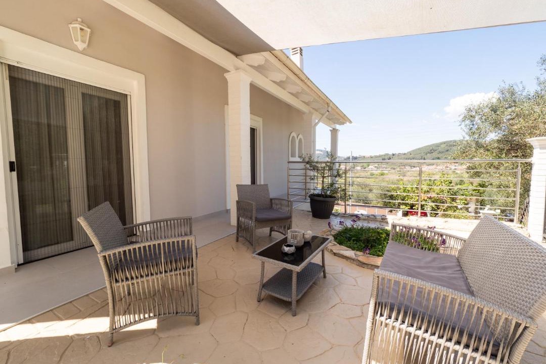 Photo of Patio Balcony in Petriti