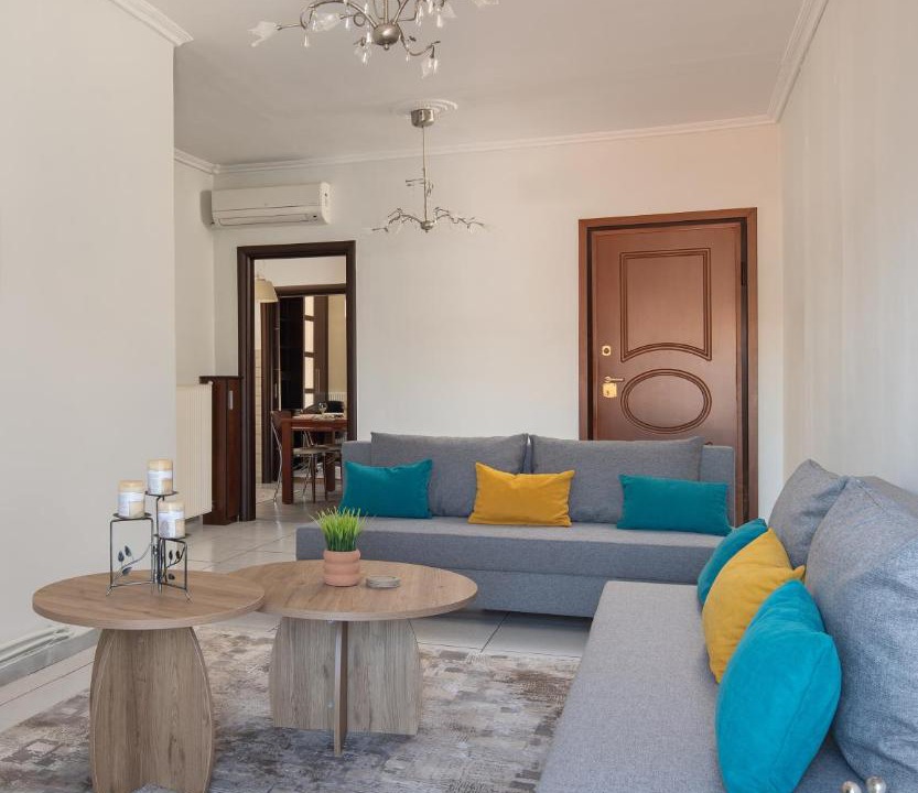 Photo of Livingroom in Polichni