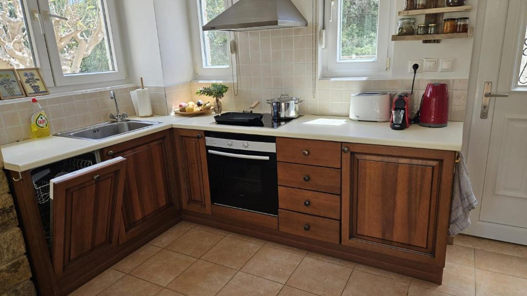 Photo of Kitchen in Mirtos