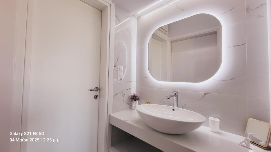Photo of Bathroom in Trachilos
