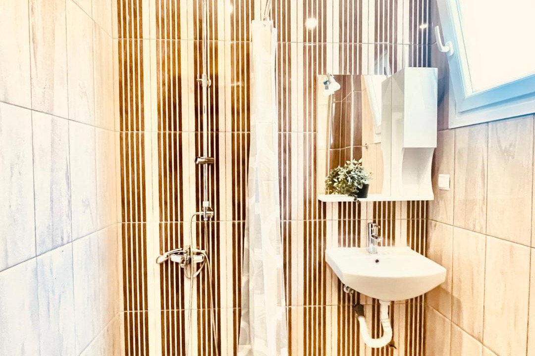 Photo of Bathroom in Paralia Ofryniou