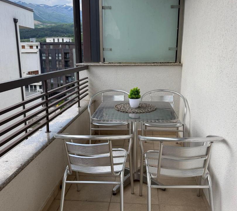 Photo of Patio Balcony in Pejë