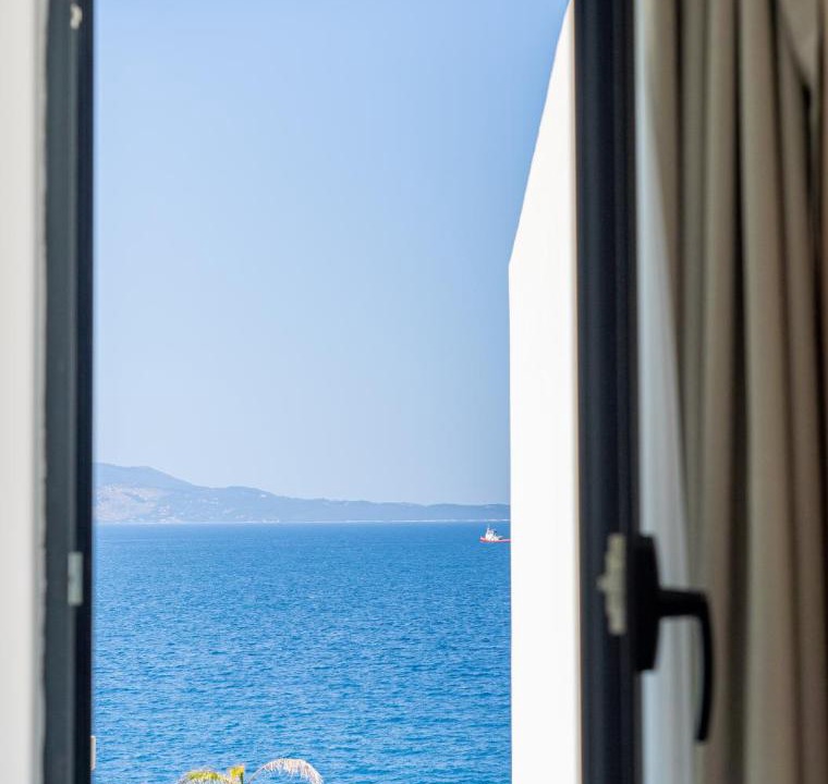 Photo of Others in Sarande