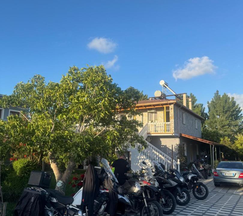 Photo of Others in Qerek