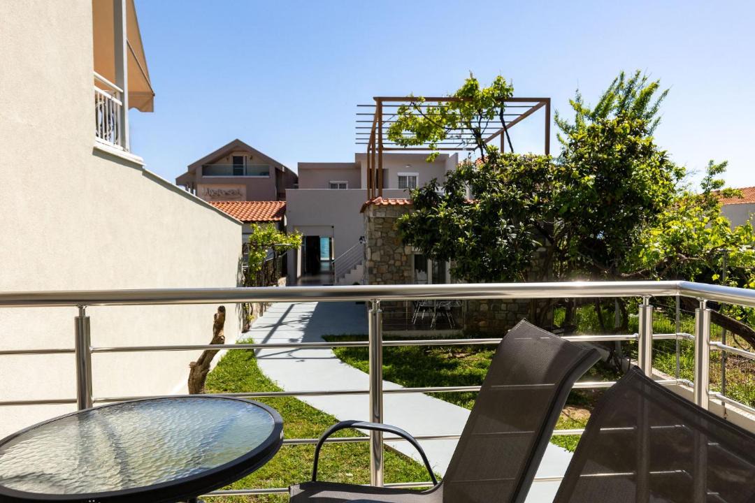 Photo of Patio Balcony in Chrisi Akti