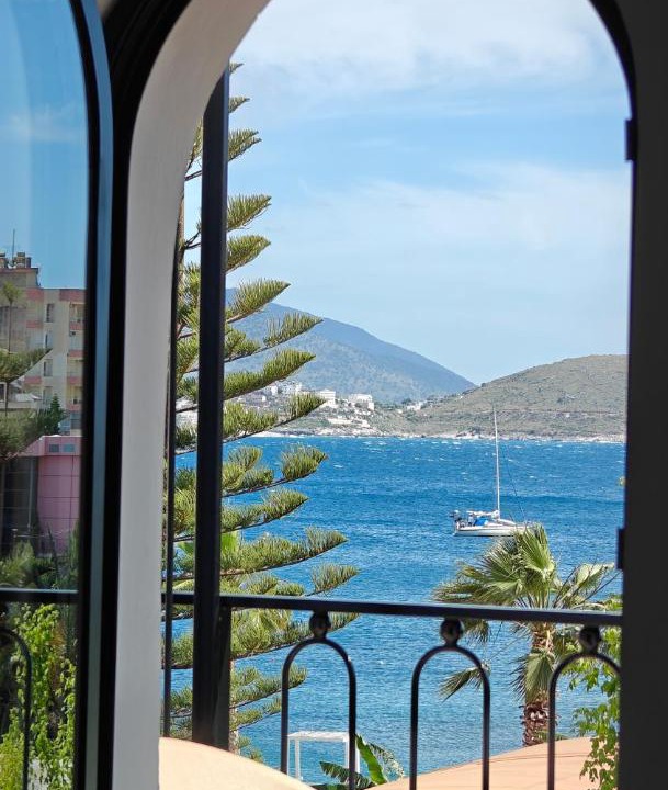 Photo of Patio Balcony in Qender
