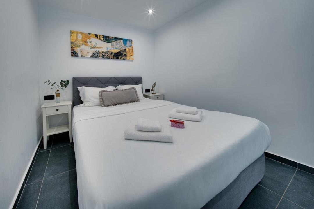 Photo of Bedroom in Metaxourgio