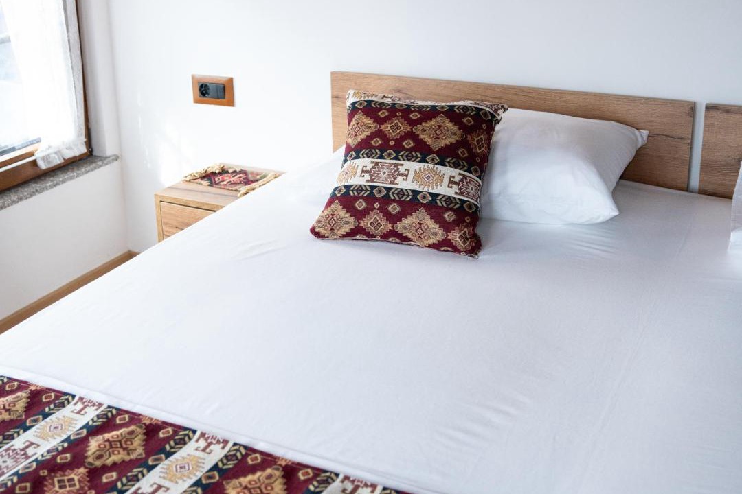 Photo of Bedroom in Mejë