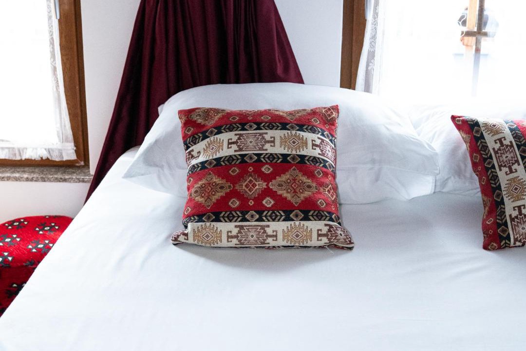 Photo of Bedroom in Mejë