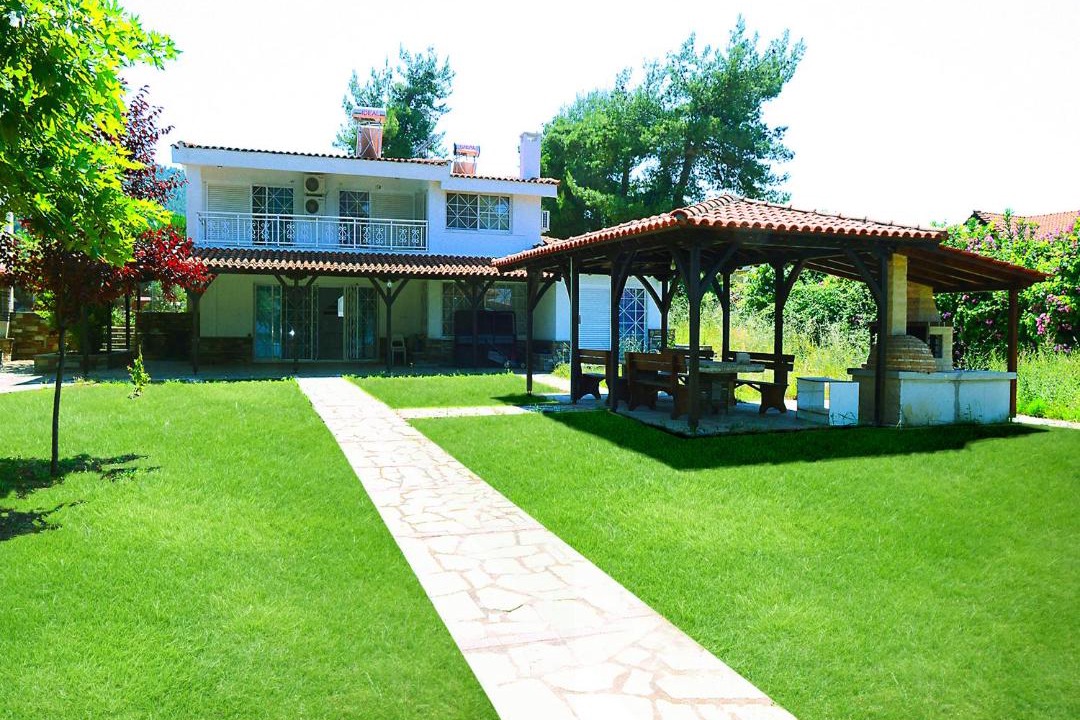 Photo of Buildings in Vourvourou