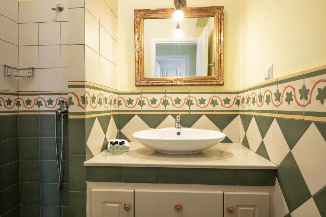 Photo of Bathroom in Kamari