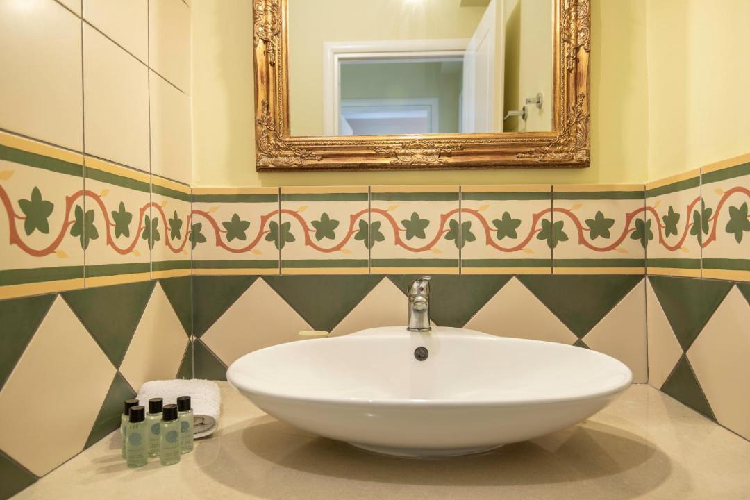 Photo of Bathroom in Kamari