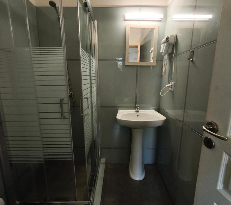Photo of Bathroom in Omonia