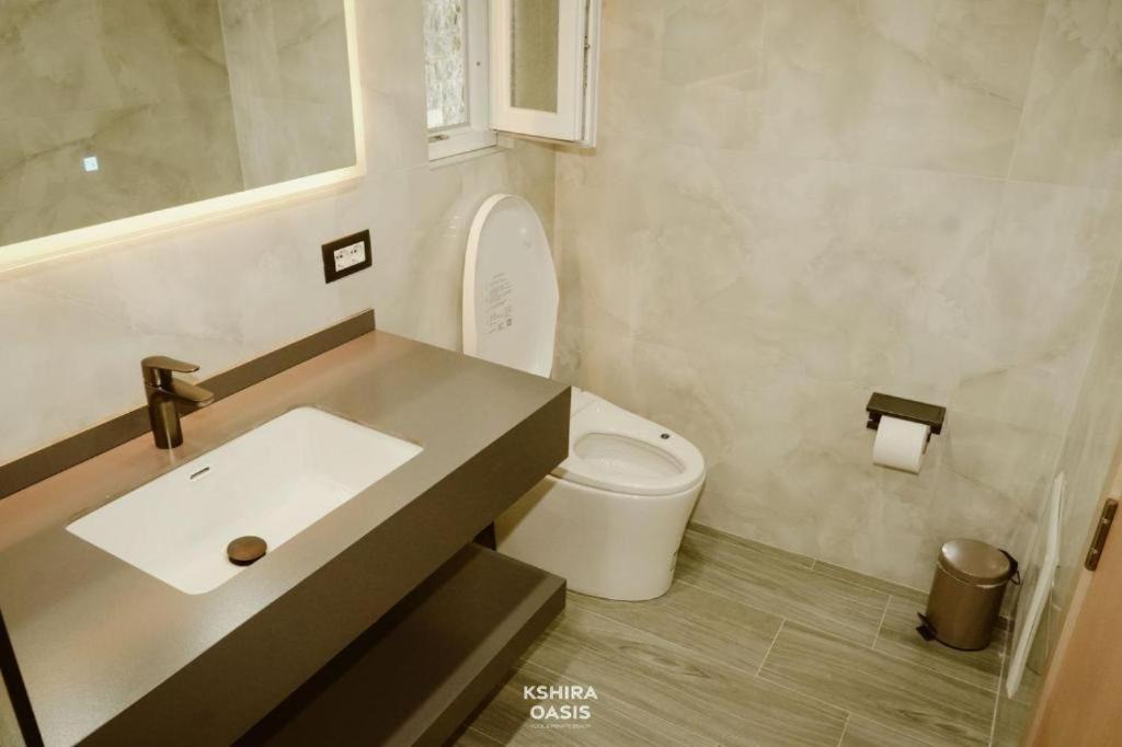 Photo of Bathroom in Qeparo