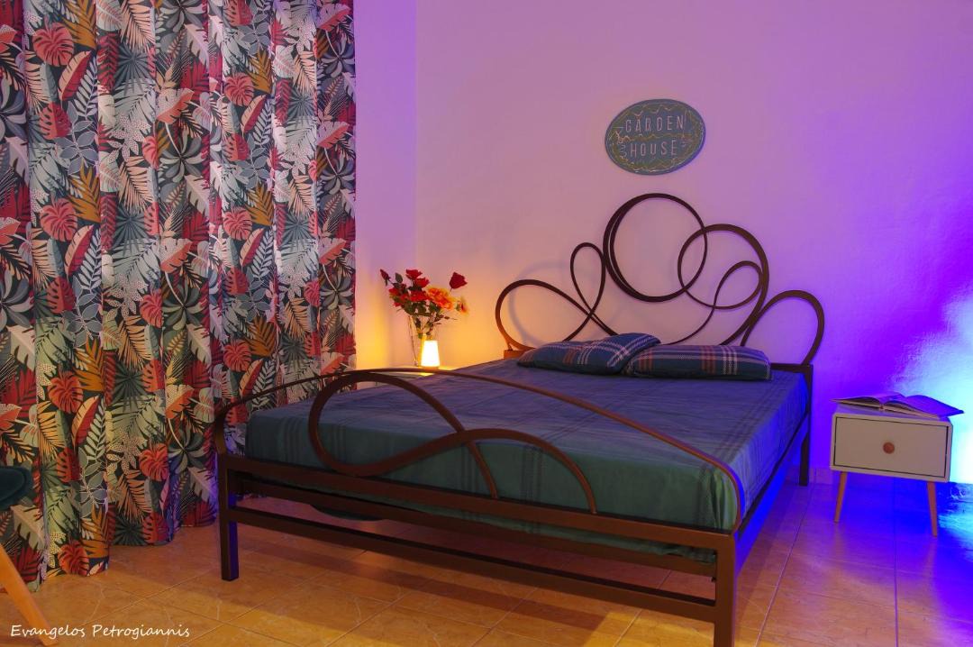 Photo of Bedroom in Amarinthos