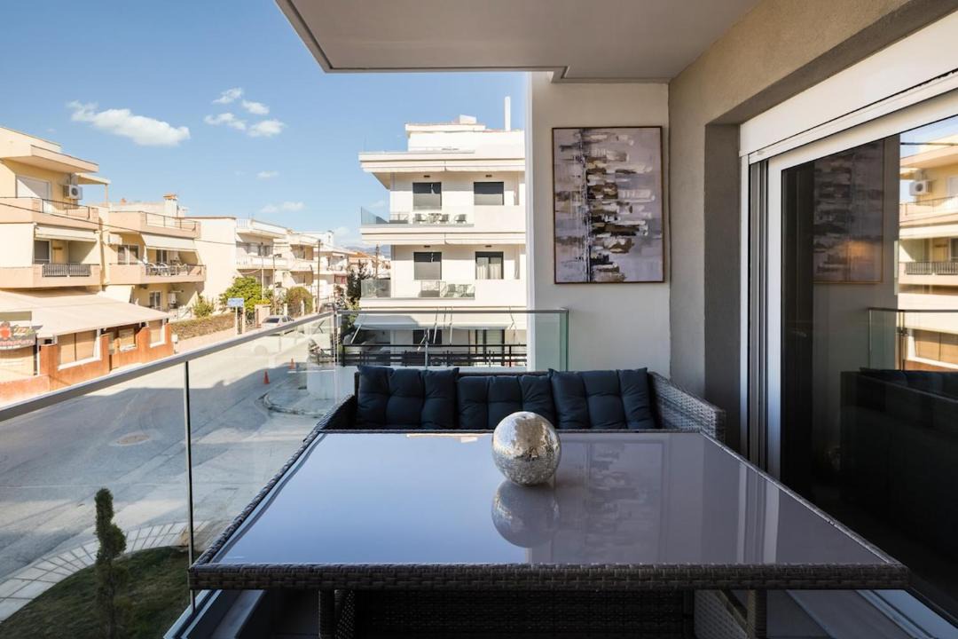 Photo of Patio Balcony in Neoi Epivates