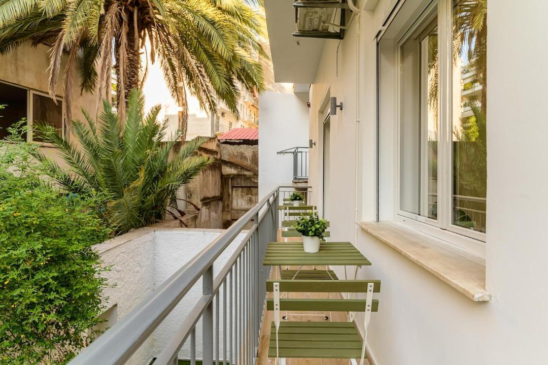 Photo of Patio Balcony in Platia Viktorias