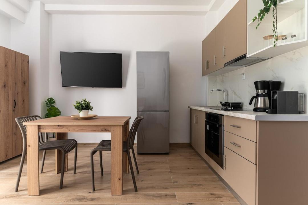 Photo of Kitchen in Platia Viktorias