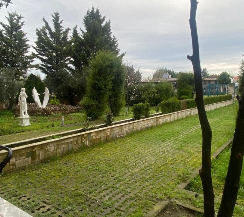 Photo of Others in Mbrostar-Urë