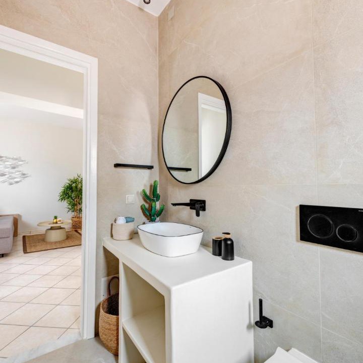 Photo of Bathroom in Azolimnos