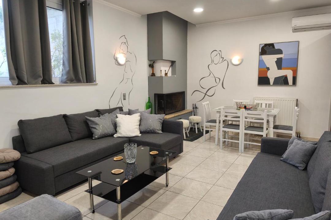 Photo of Livingroom in Sipiada