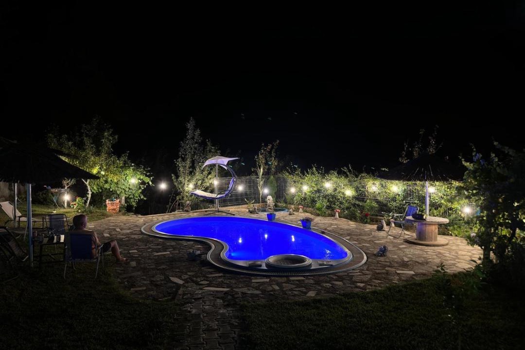 Photo of Others in Sakës