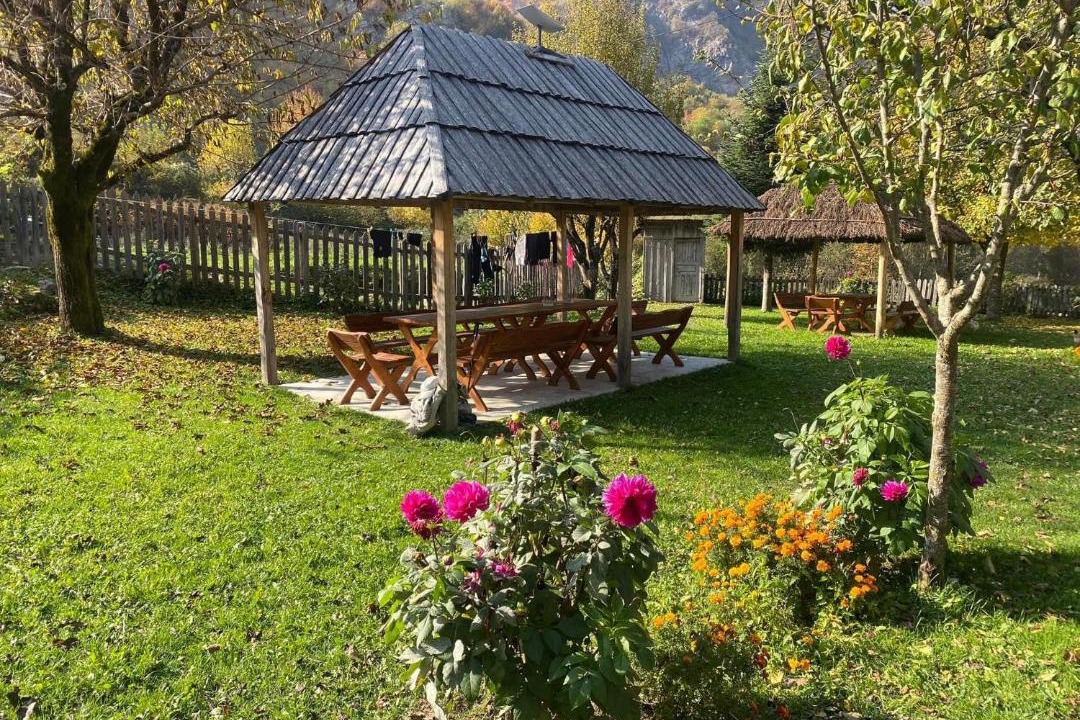 Photo of Others in Curraj I Eperm