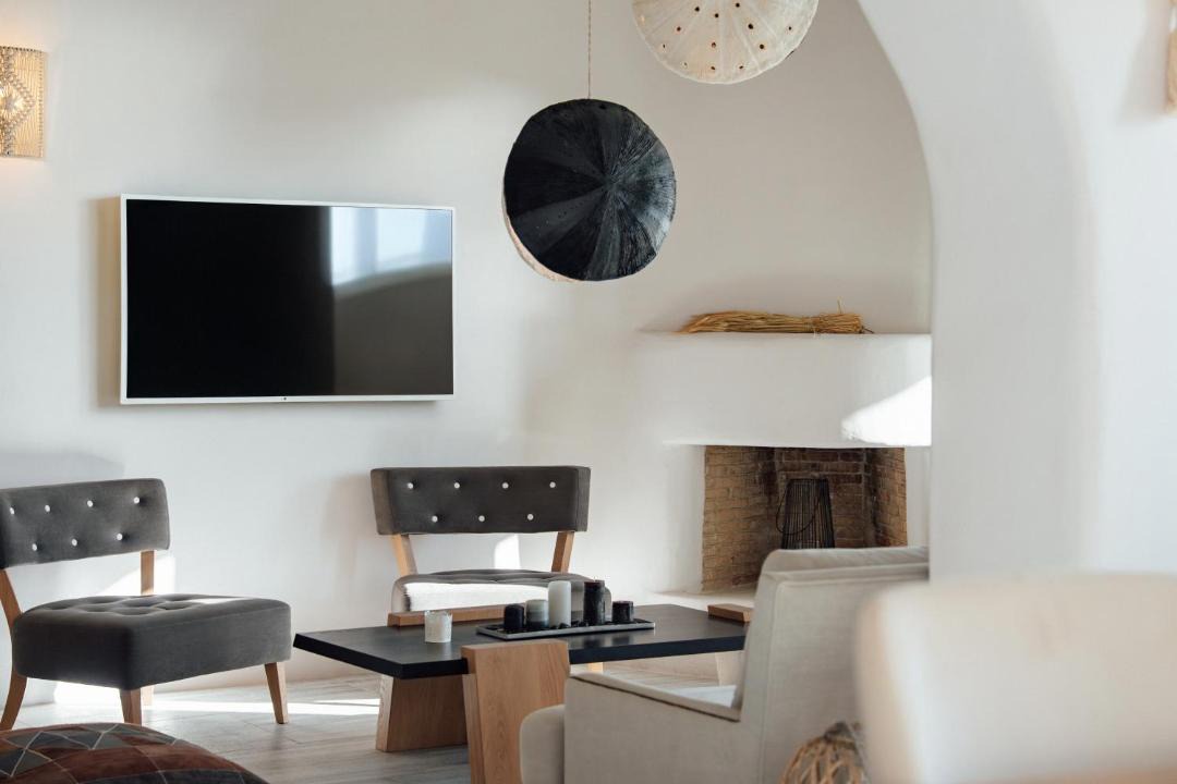 Photo of Livingroom in Faros Armenistis